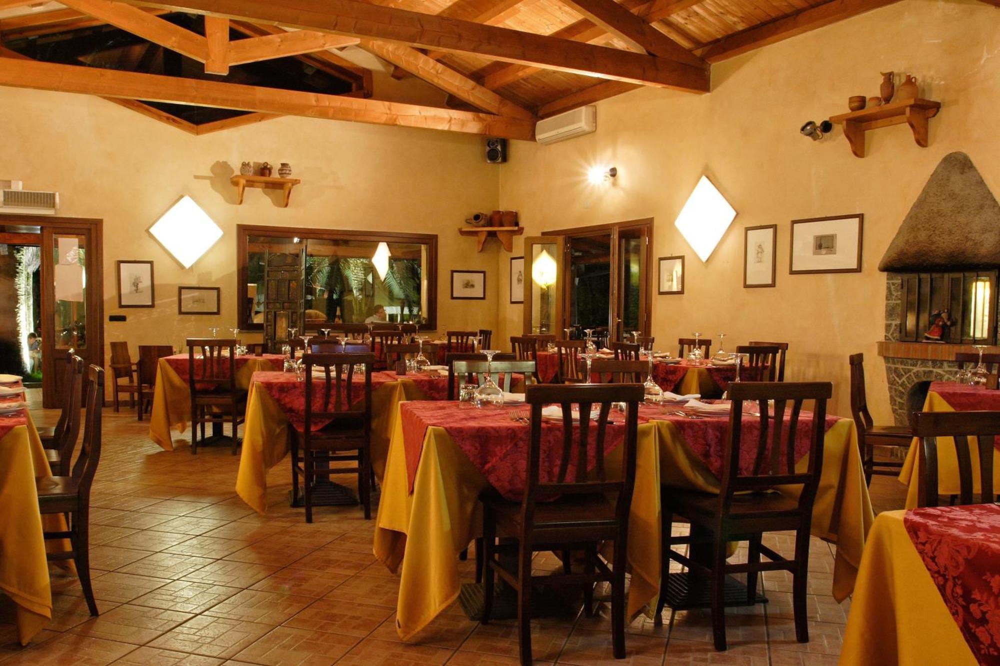 Il Borgo Sul Lago Pizzo Kültér fotó