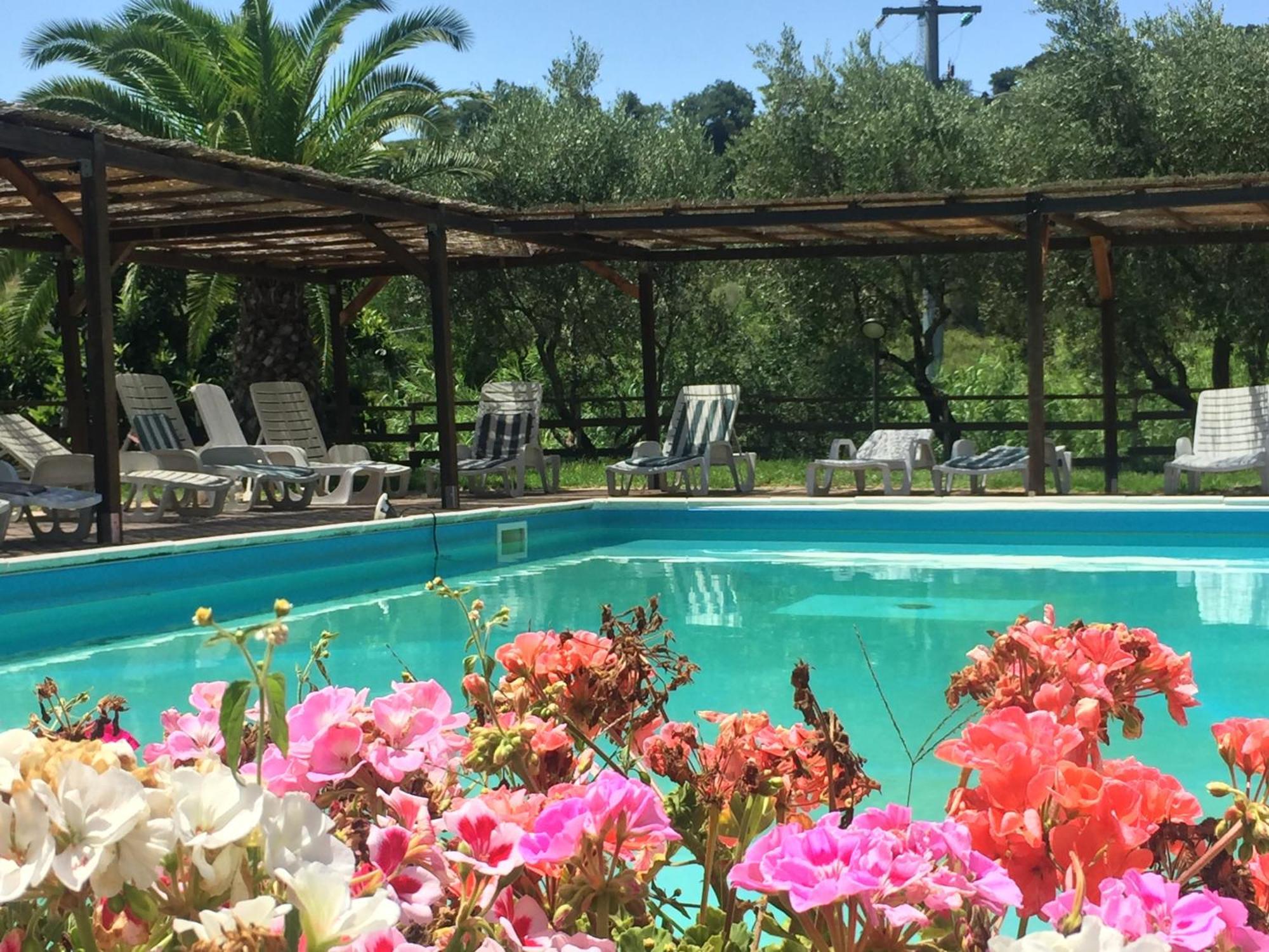 Il Borgo Sul Lago Pizzo Kültér fotó